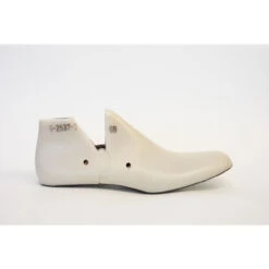 Riedell Vega (Boot Only) -Skating Gear Shop 5347 7 14921.1567500550